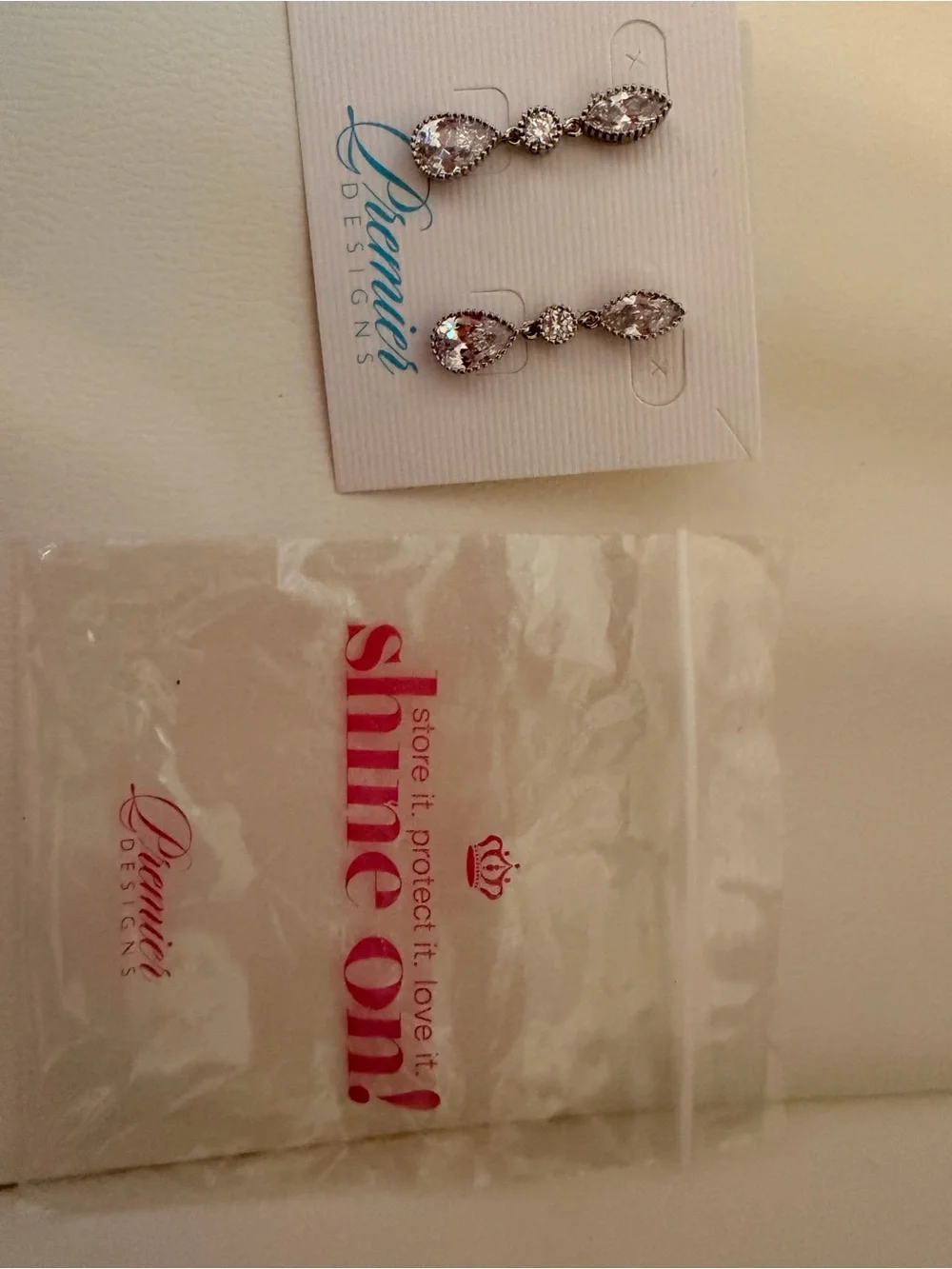 Gorgeous Premier Designs Silver-Tone Clear Crystal Teardrop Dangle Earrings